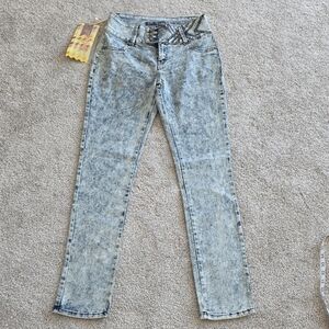Stylish Acid Wash Women Jeans